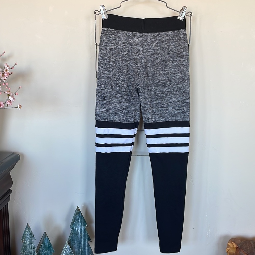 Bombshell sportswear thigh high leggings - Picture 8 of 11
